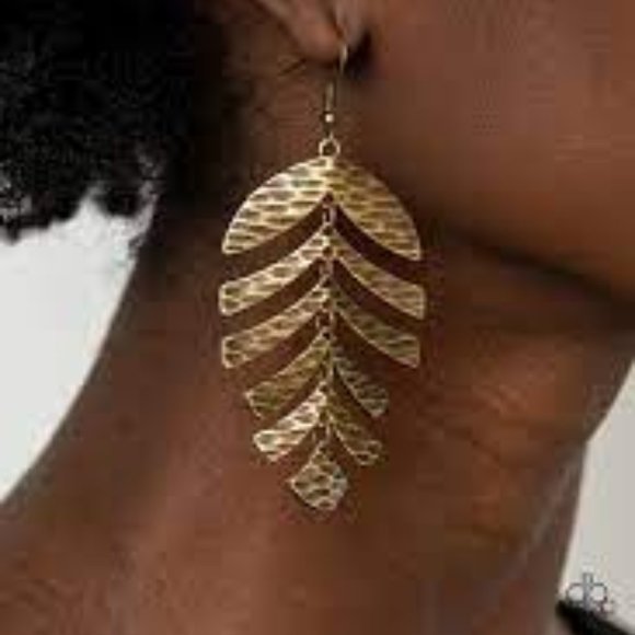 5 For $20! Paparazzi Earring ~ Palm Lagoon - Gold - Picture 1 of 1